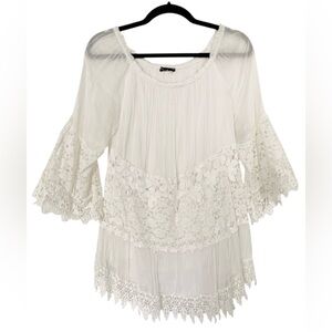 White Lace 3/4 Sleeve Flowy Top